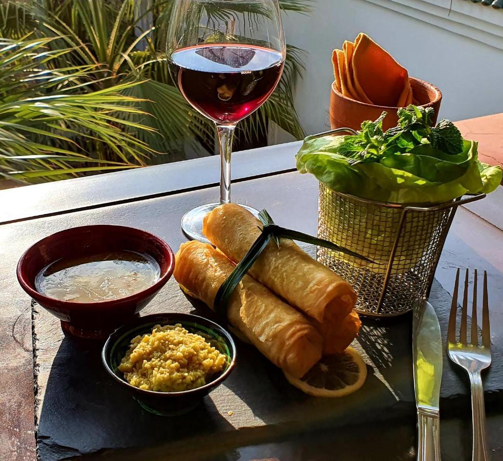 Riad Monceau Marrakesh Bagian luar foto